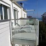 Ξενοδοχείο με διαμερίσματα Sunrise