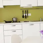 Ξενοδοχείο με διαμερίσματα Sunrise 4*