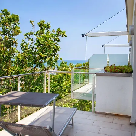 Sunrise Apart Otel 2*