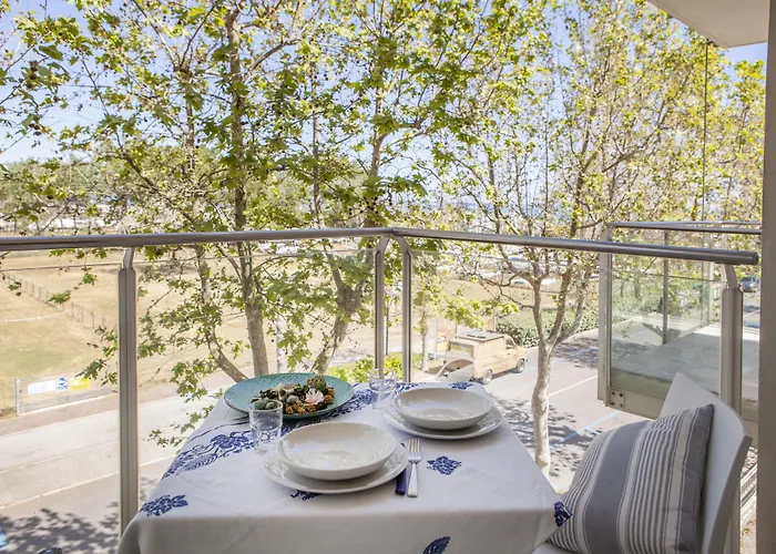 Sunrise Aparthotel 4*