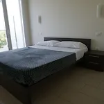 Sunrise Aparthotel