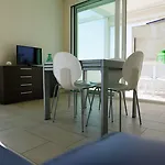 Sunrise Aparthotel 4*