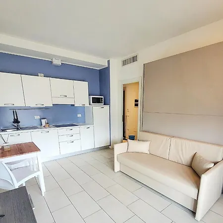 Sunrise מלון דירות