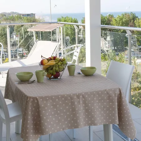Sunrise Lejlighedshotel 4*