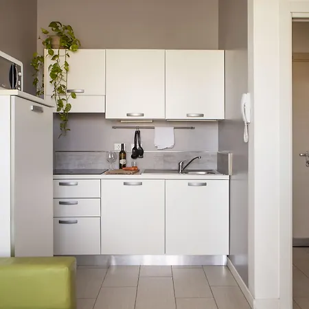 Aparthotel Sunrise 4*